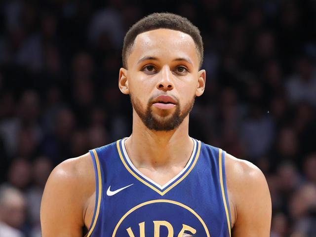 库里福克斯中国行人气差距大,球迷热情或影响后续行程