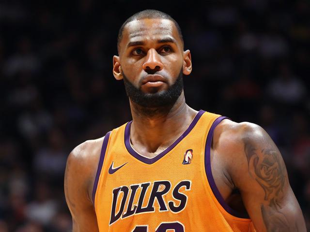 詹姆斯神技惊艳 科比难挡60分爆发