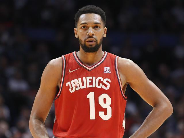 马刺大交易引猜测 文班亚马或迎巴特勒助阵