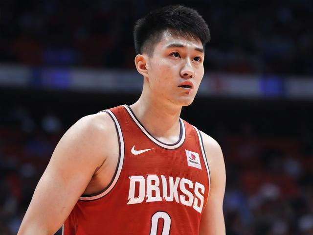 赵维伦弃CBA赴美OTA联赛闯荡NBA