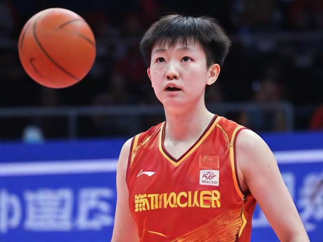 李月汝两度出海:逆流而上创佳绩