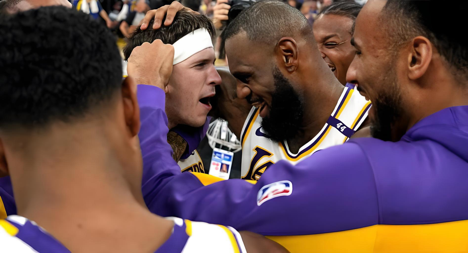 安吉狮子大开口争抢凯斯勒湖人难堪