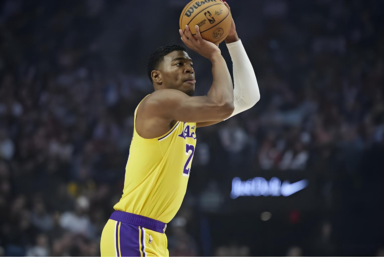 湖人或放弃八村垒 2027夏再做决定