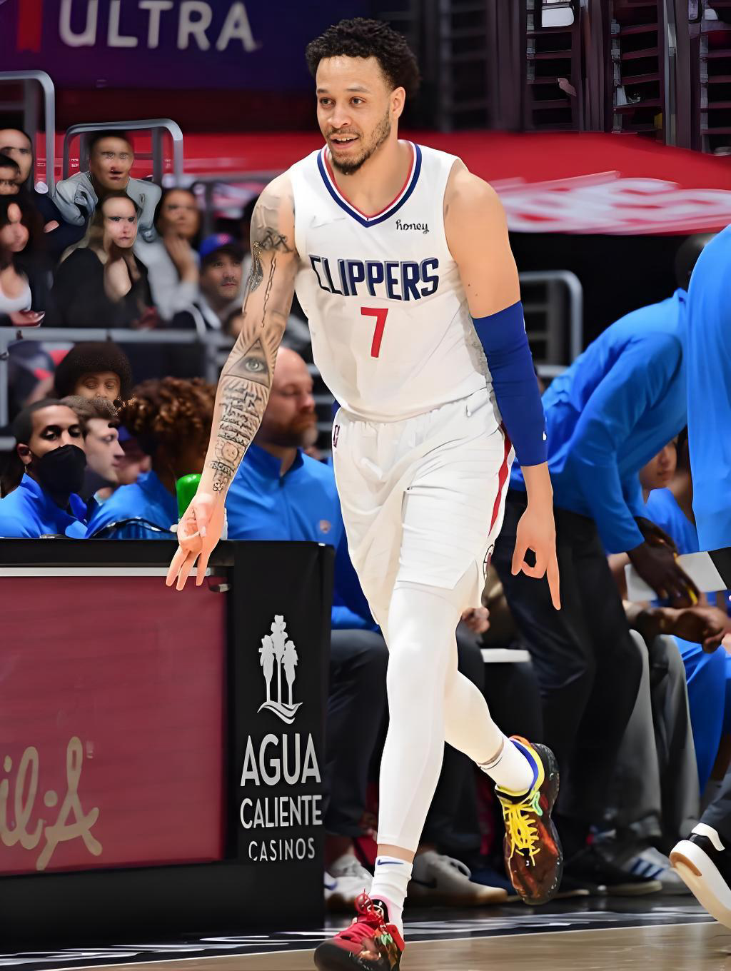 阿米尔·科菲雄鹿训练营续写职业生涯