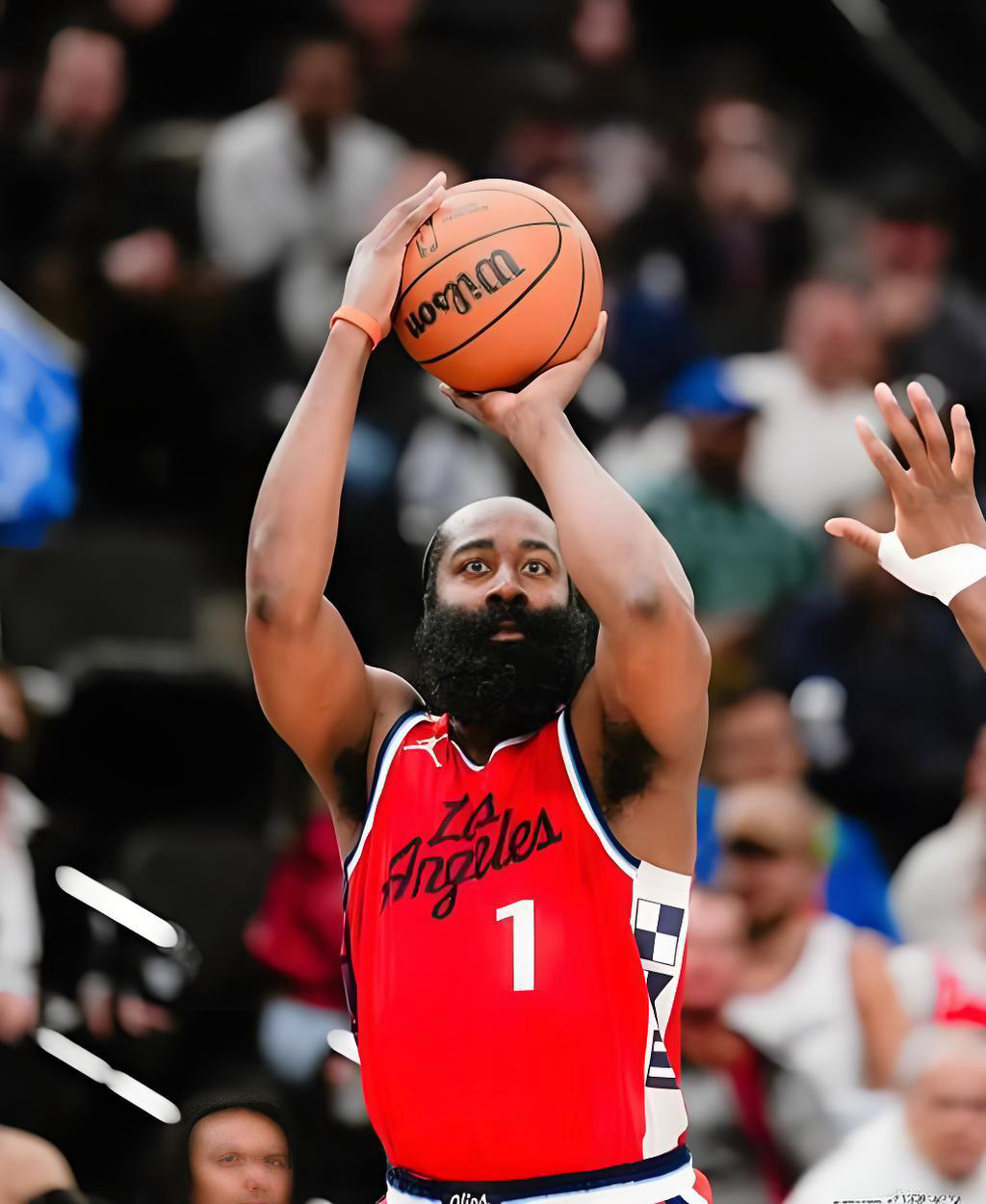 哈登30分助快船首胜