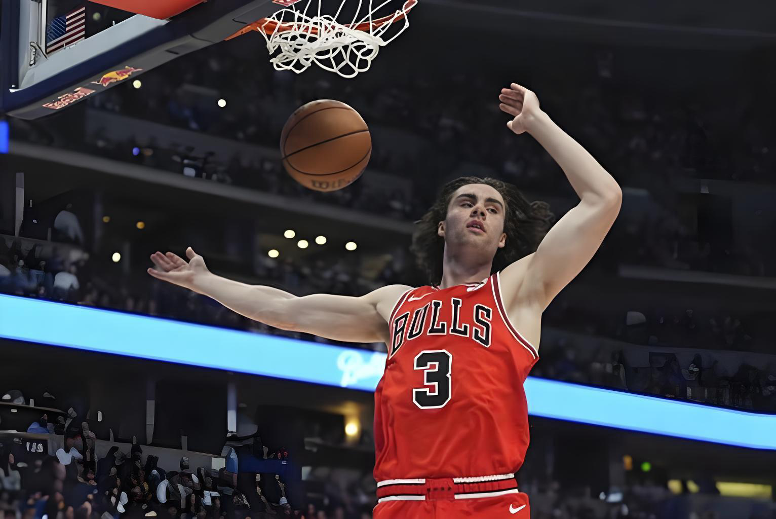 约什吉迪成F4首位锁定亿元合同核心